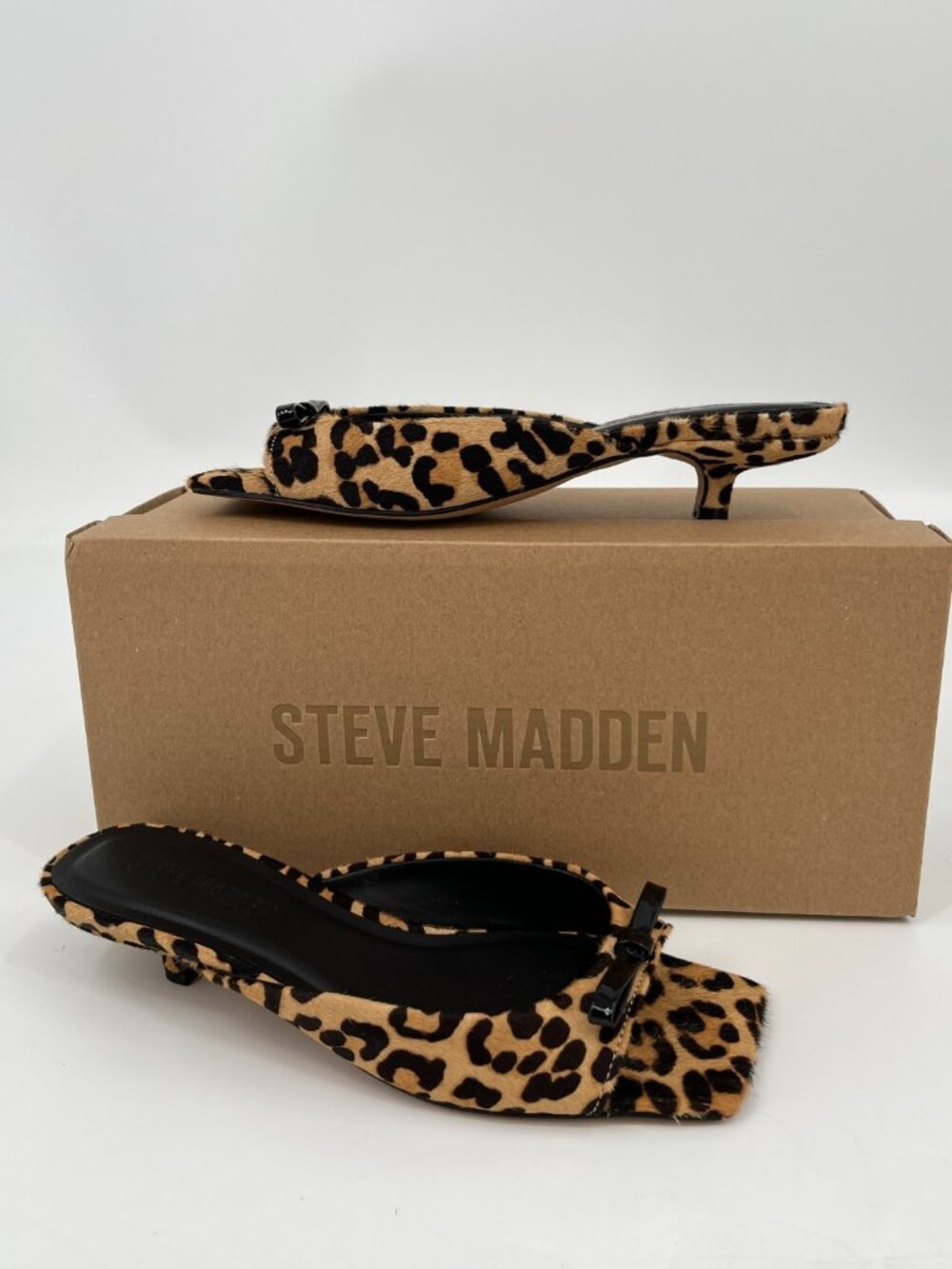 Steve Madden Meme Women's Sandals Leopard Print Size 6 New In Box